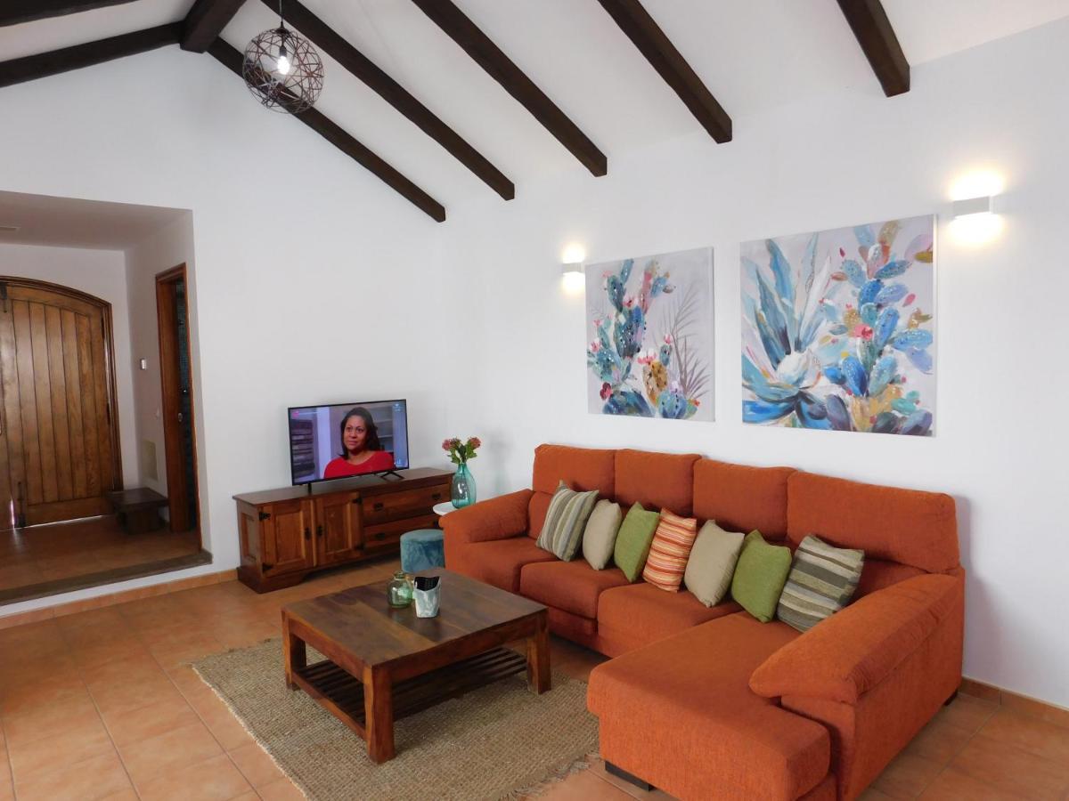 Вілла Casa La Florida Tuineje Екстер'єр фото
